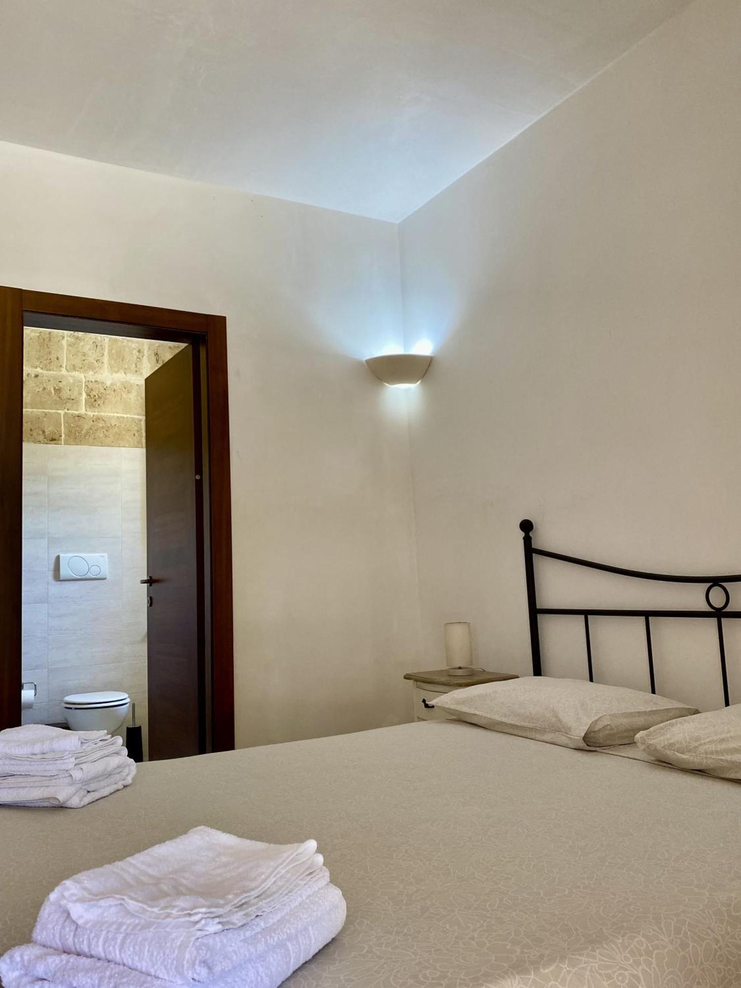 בורגאנייה Le Stanze Di Ray - Salento Homes מראה חיצוני תמונה