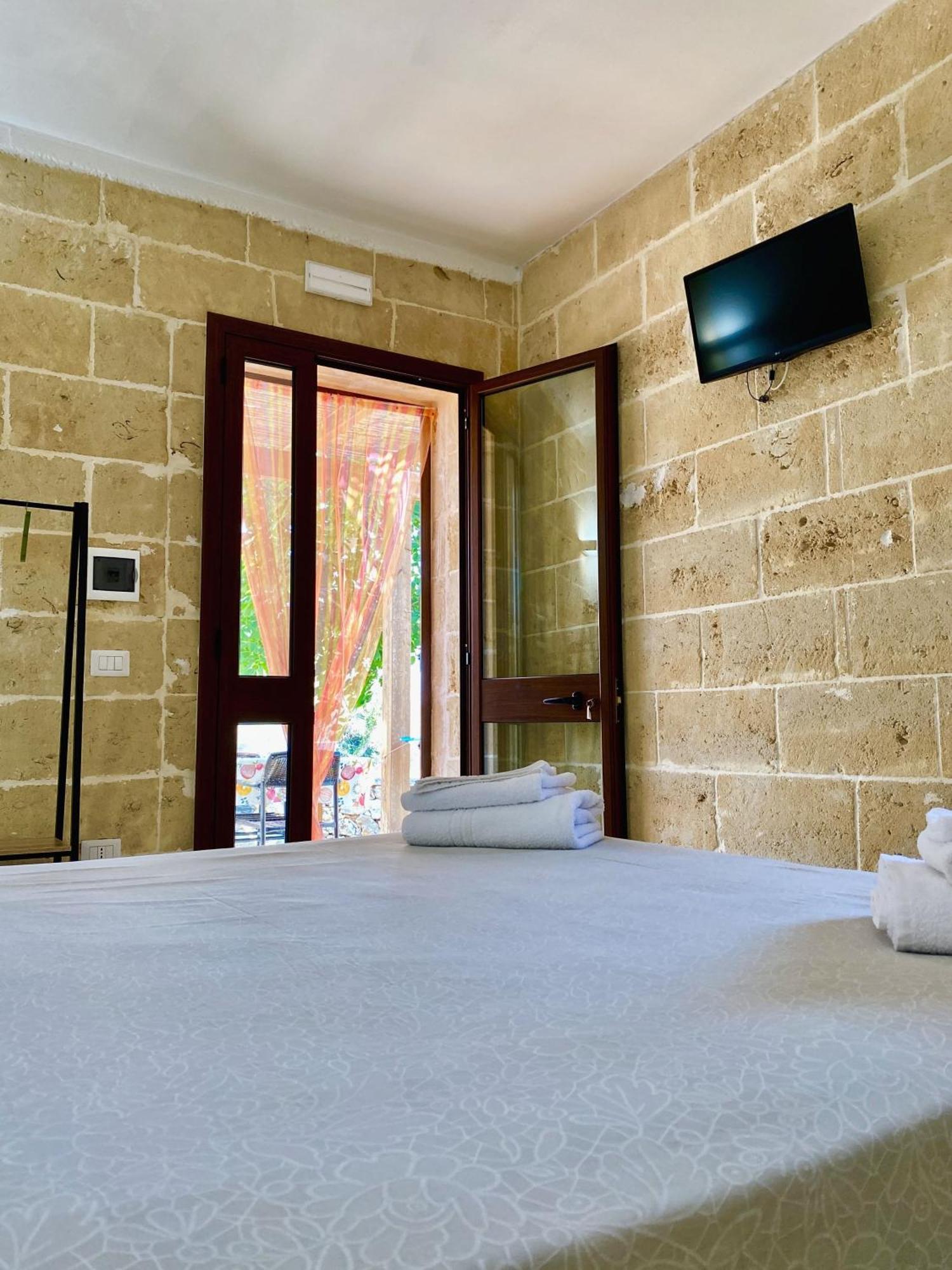 בורגאנייה Le Stanze Di Ray - Salento Homes מראה חיצוני תמונה